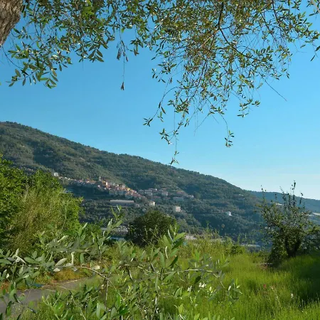 Locazione Turistica Le Volte Di Pietra Antica בית נופש *